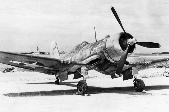 F4U-1_126_VMF-215_Munda_Airfield (1).jpg